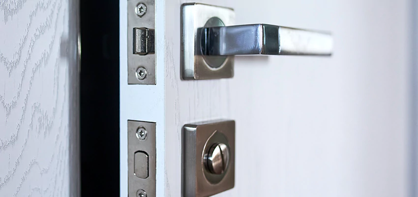 Door Lever Handle Lock Repair in Maywood, CA